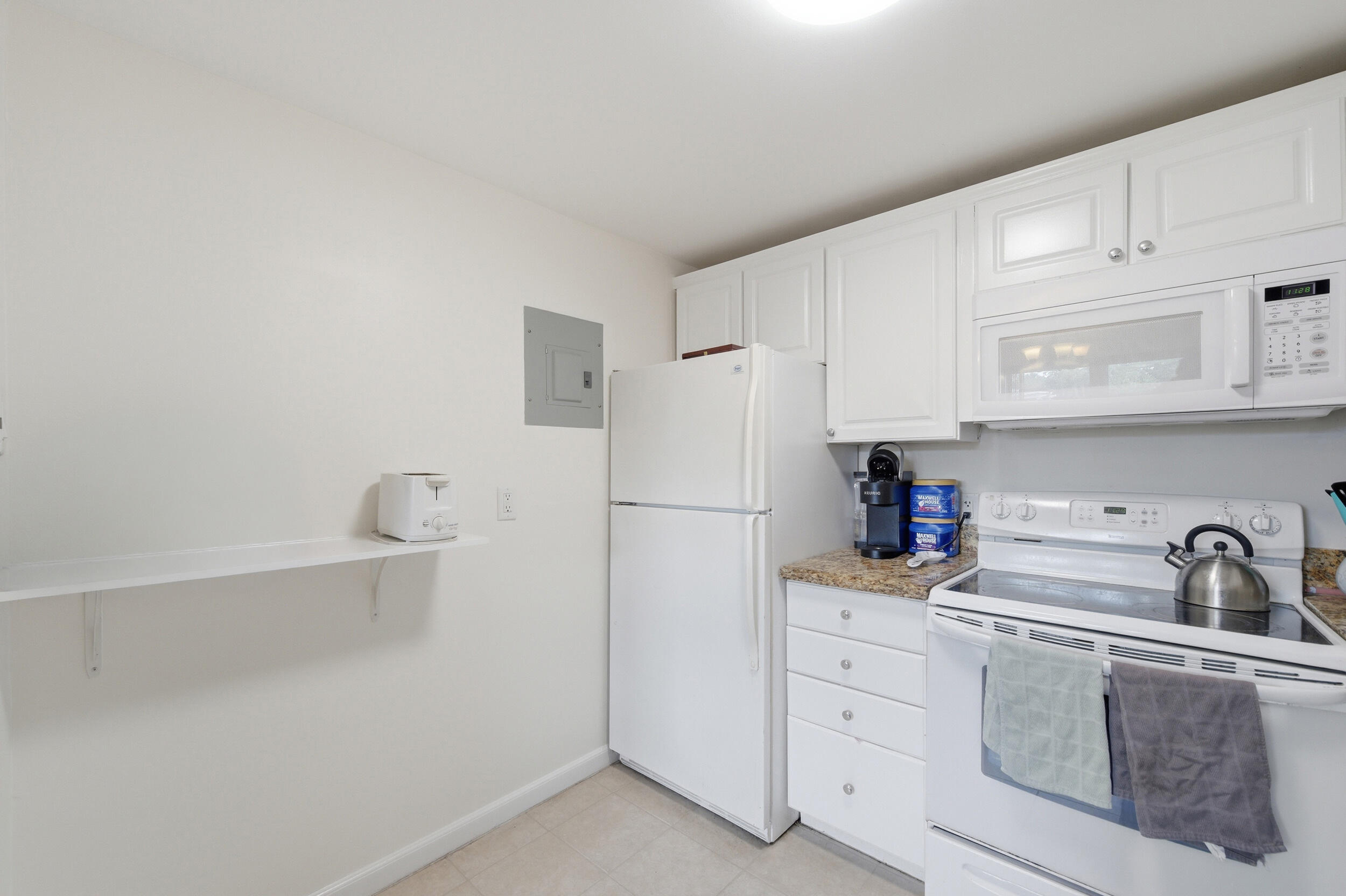 KINGS POINT FLANDERS CONDOS - Residential