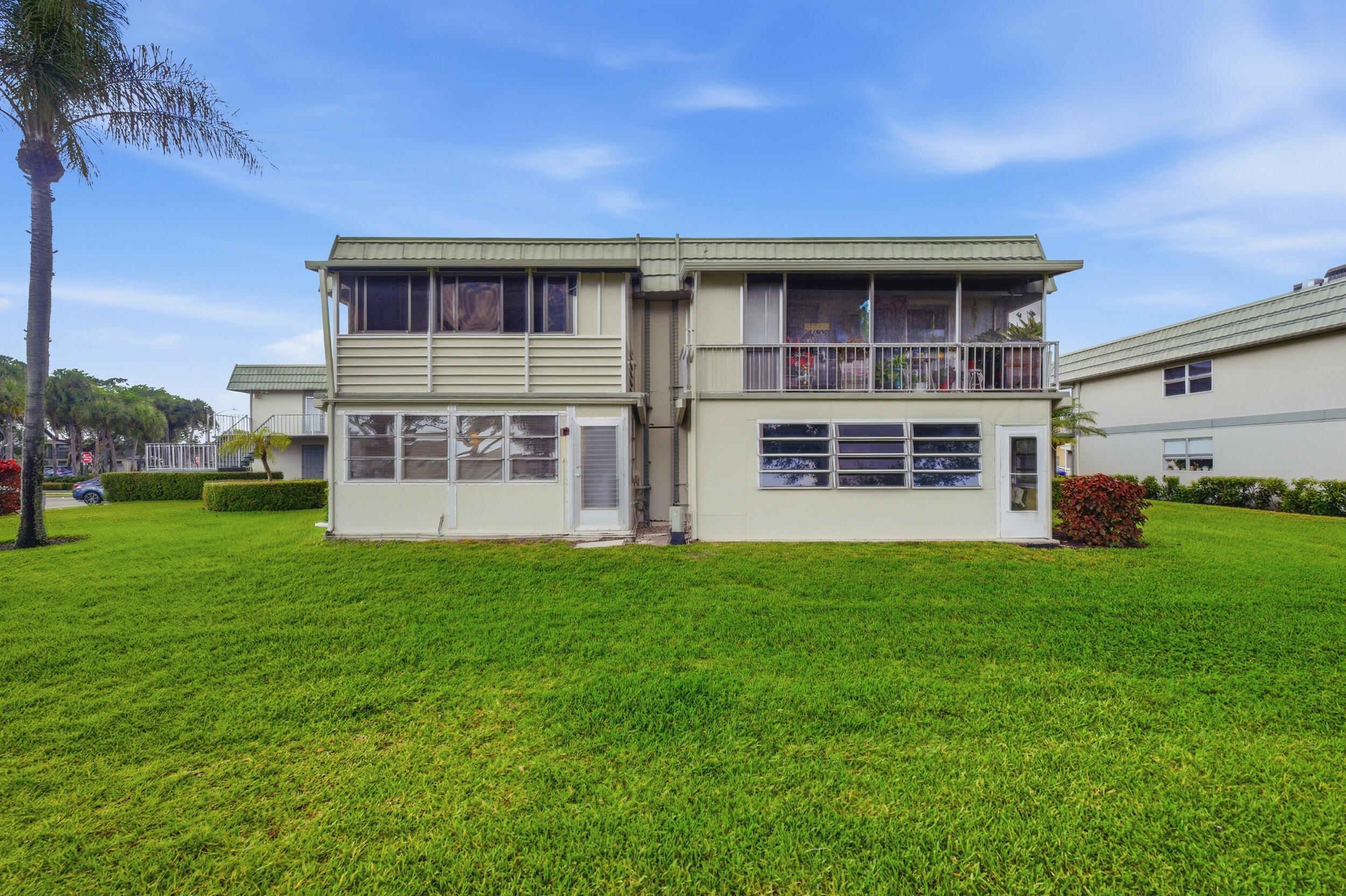 KINGS POINT FLANDERS CONDOS - Residential