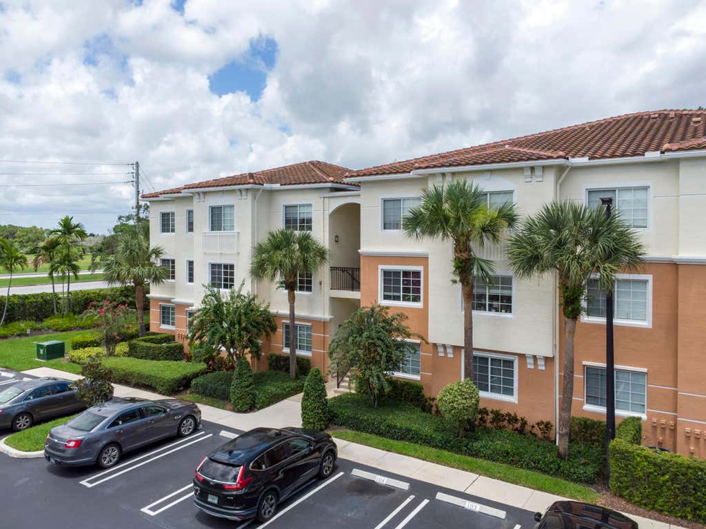 Photo of 9857 Baywinds Drive #9301, West Palm Beach, FL 33411 (MLS # B26064144)