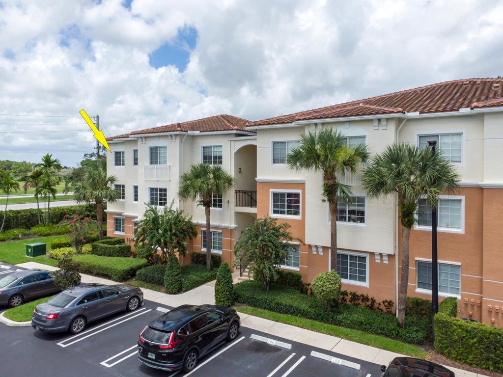 Photo of 9857 Baywinds Drive #9301, West Palm Beach, FL 33411 (MLS # B26064144)