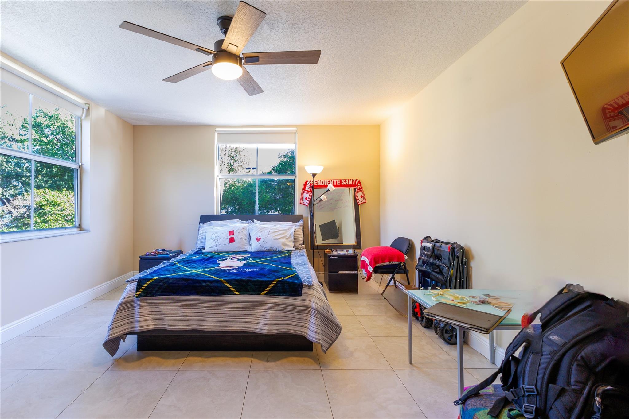 Sheridan Beach Club Condo - Residential Lease