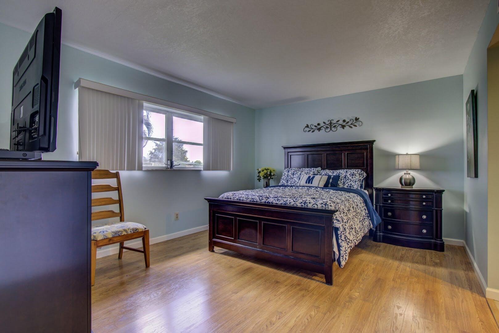 ORIOLE GOLF & TENNIS CLUB CONDO - Residential