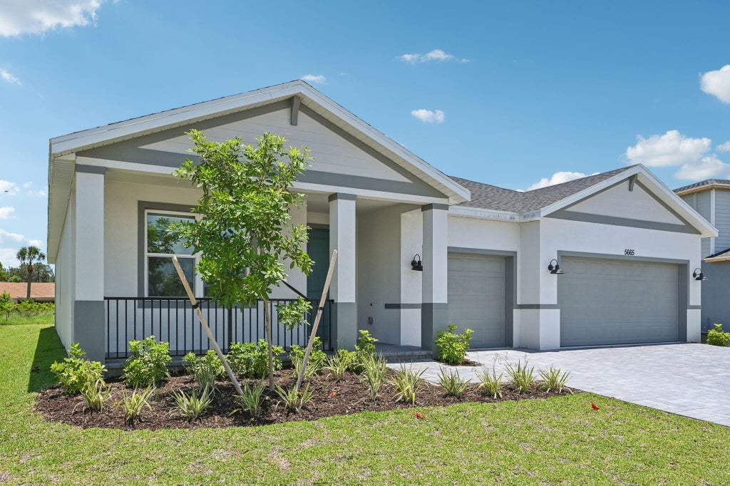 Photo of 5665 Hampton Park Circle, Vero Beach, FL 32966 (MLS # R11104063)