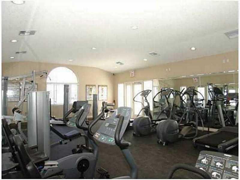 COCO PARC CONDO - Residential Lease