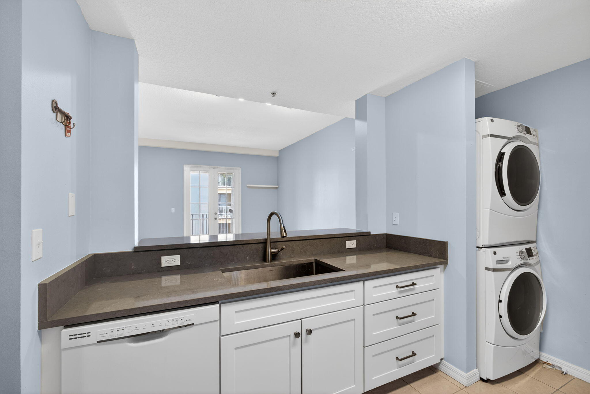 1203 Town Center Drive Drive 308