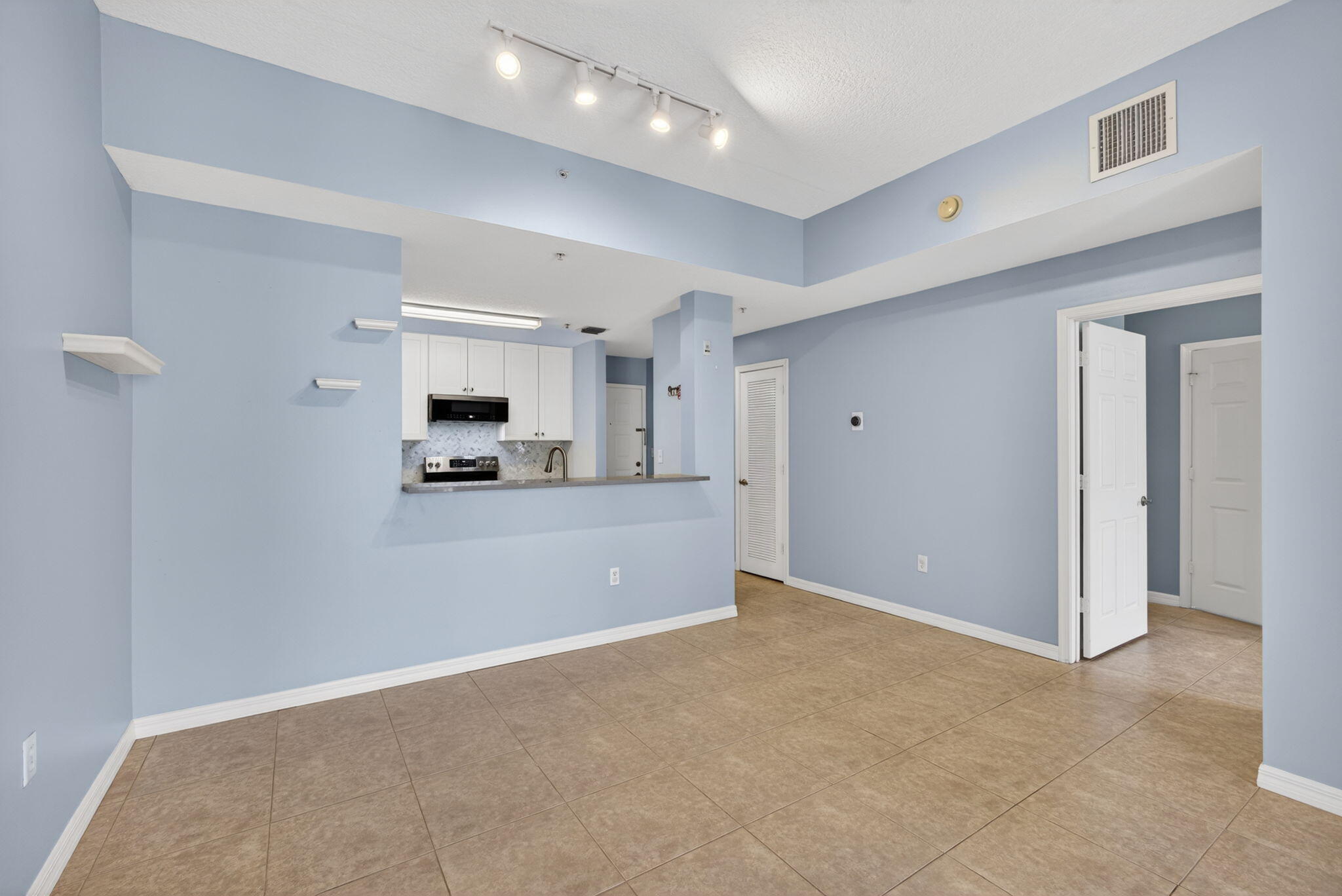 1203 Town Center Drive Drive 308