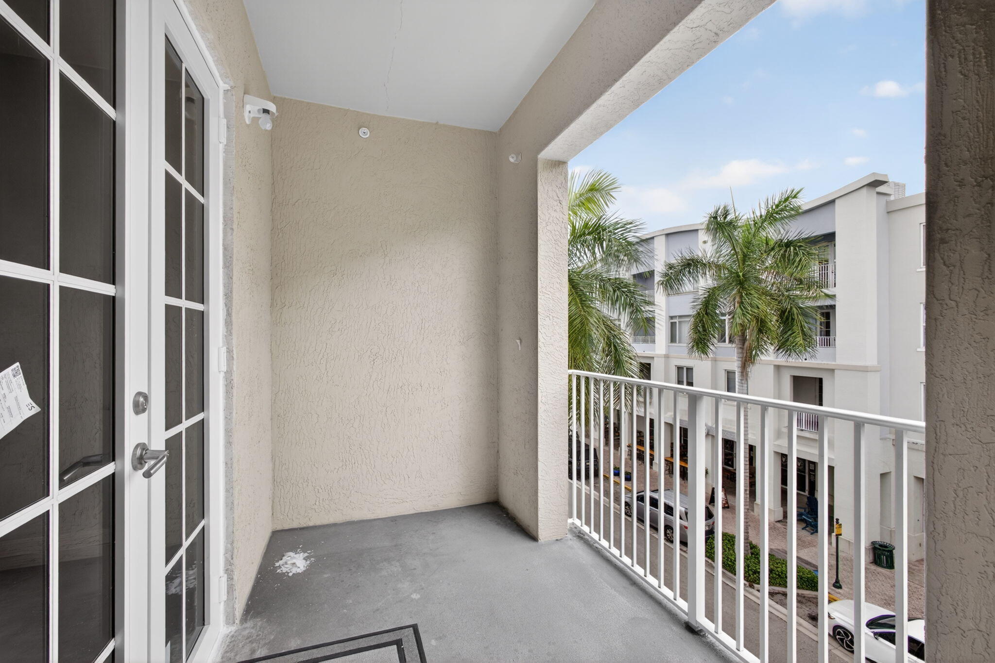 Village At Abacoa Condo - Residential