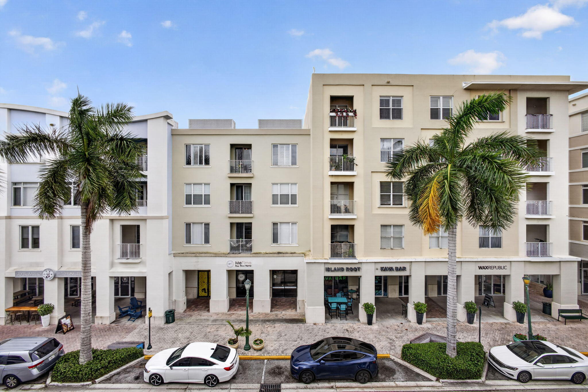 Village At Abacoa Condo - Residential