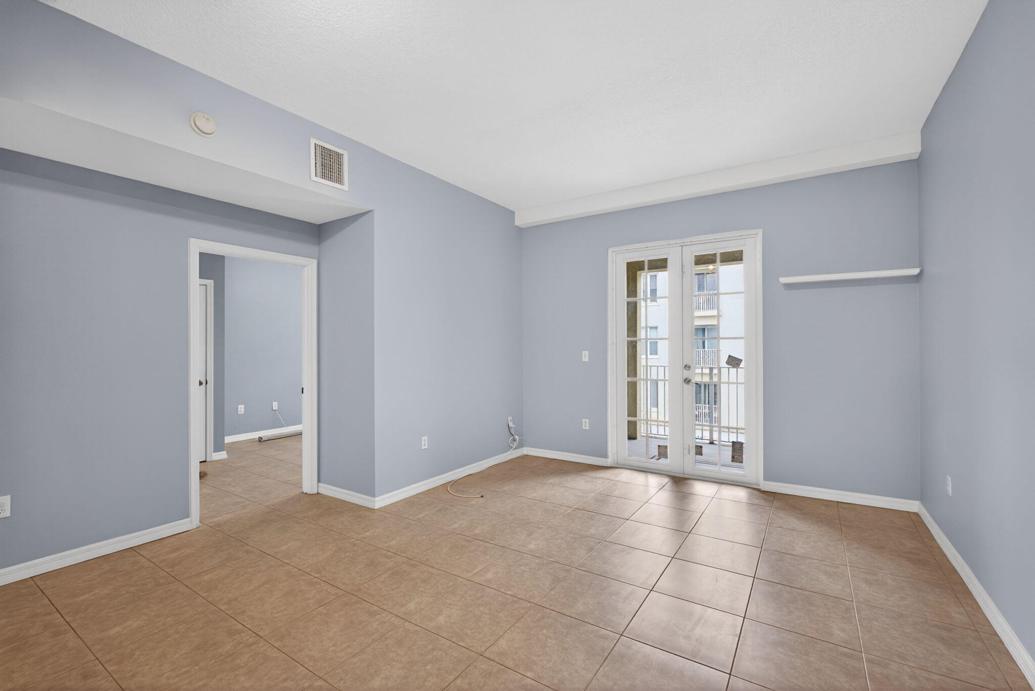 Village At Abacoa Condo - Residential