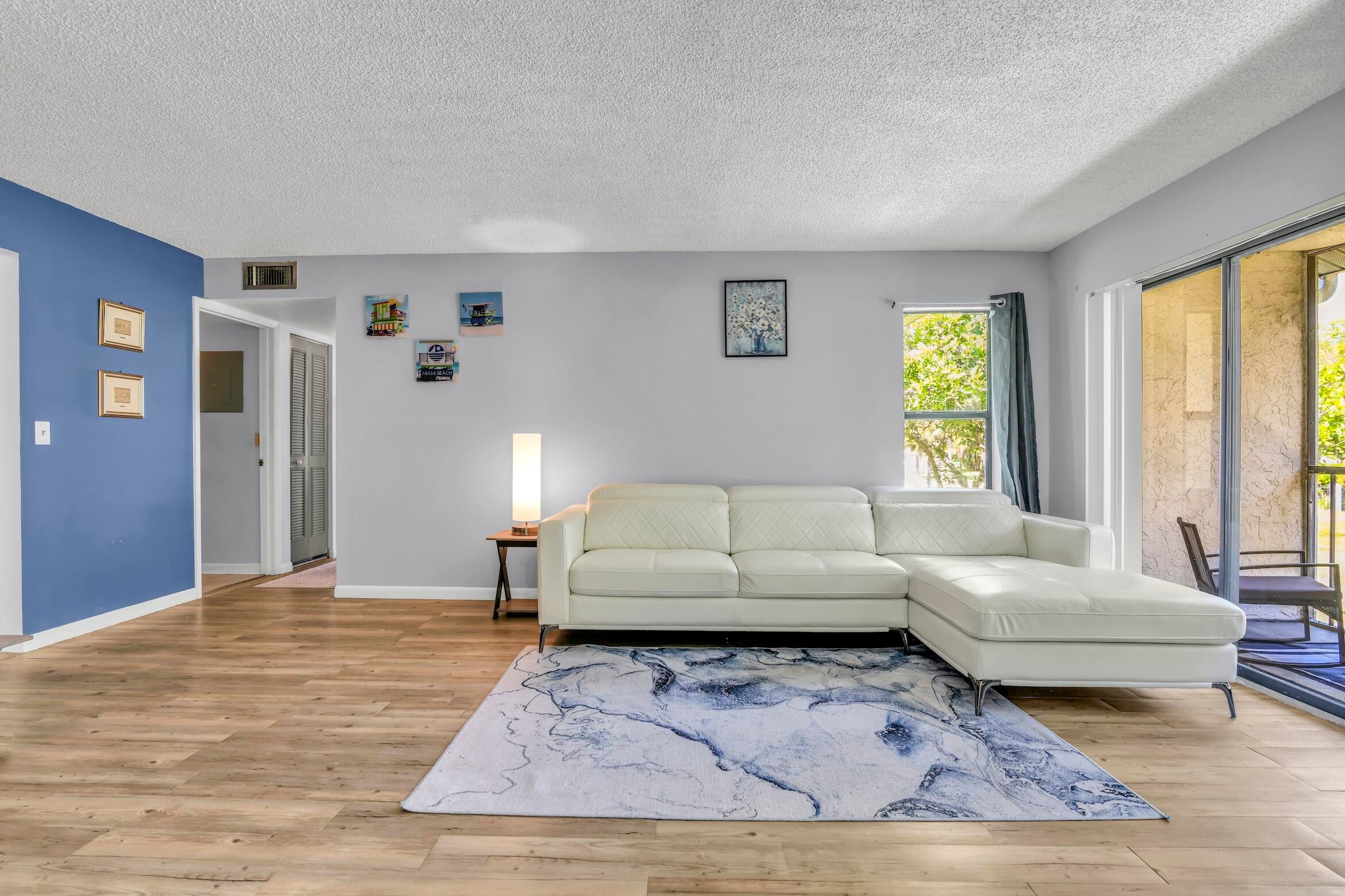 3744 Savoy Lane E2