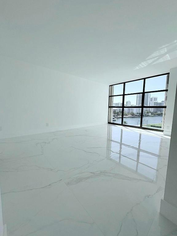 TOWERS OF OCEANVIEW SOUTH - Residential