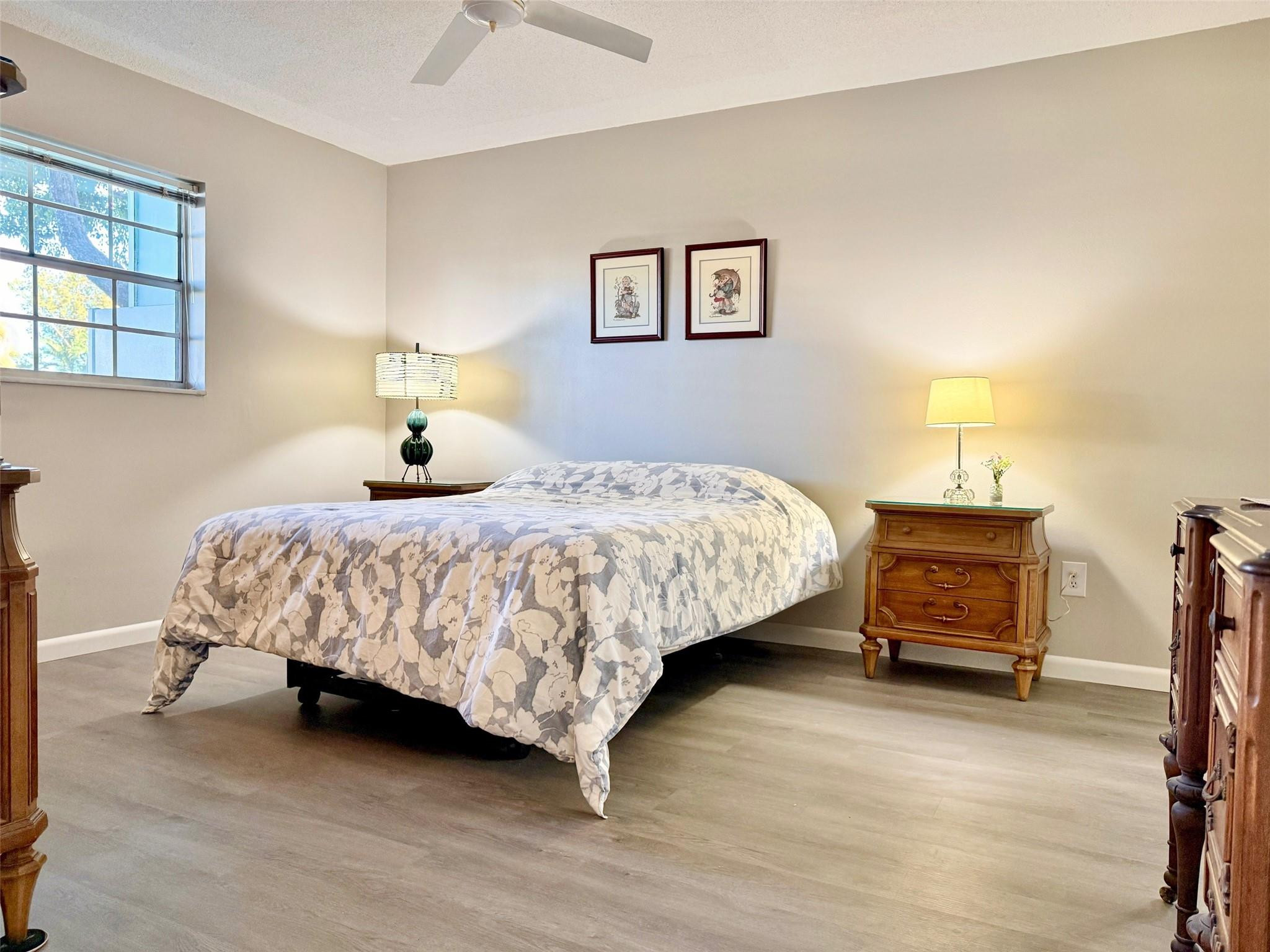 Emerald Condo - Residential