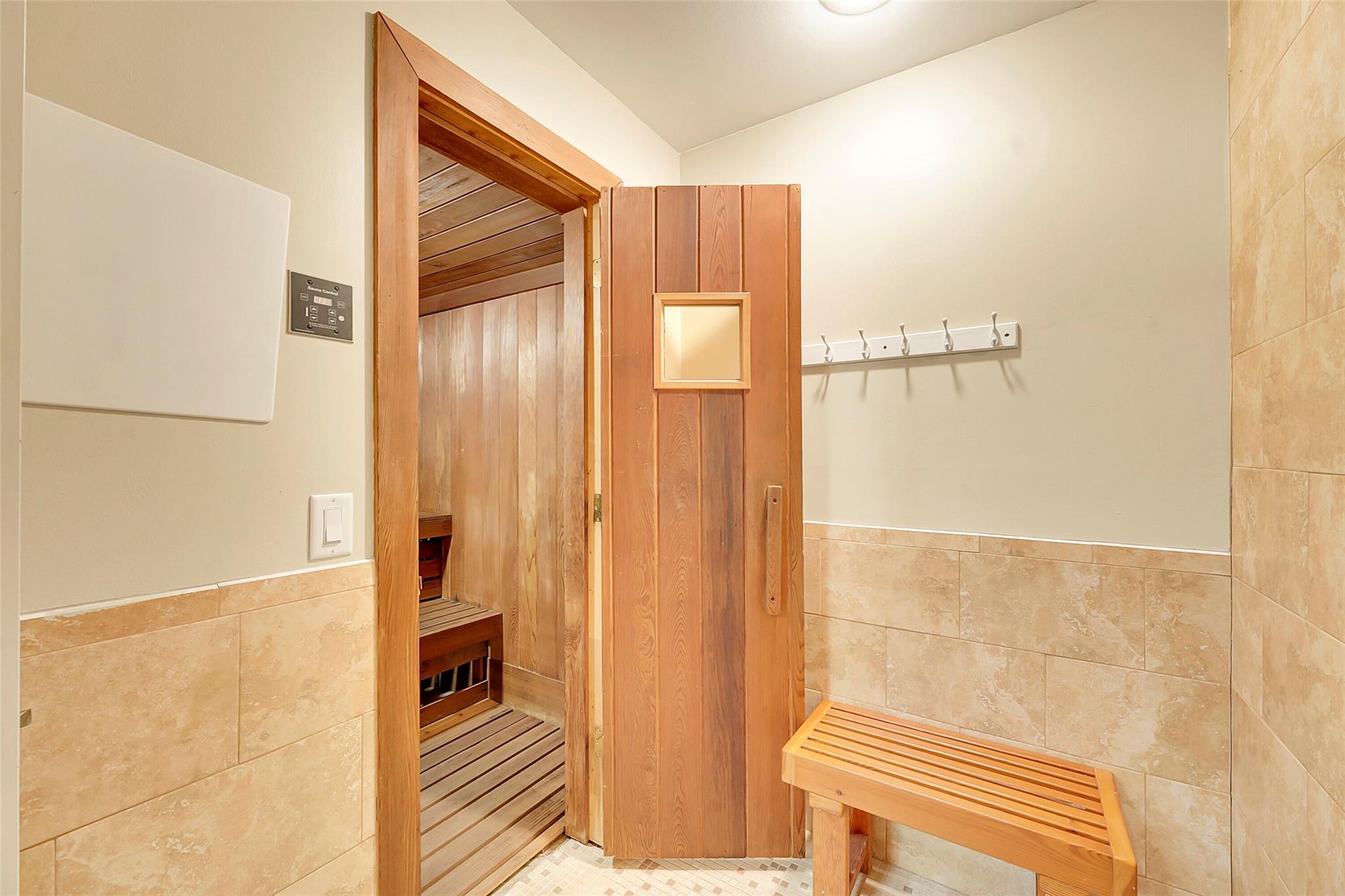 STRATHMORE - Residential