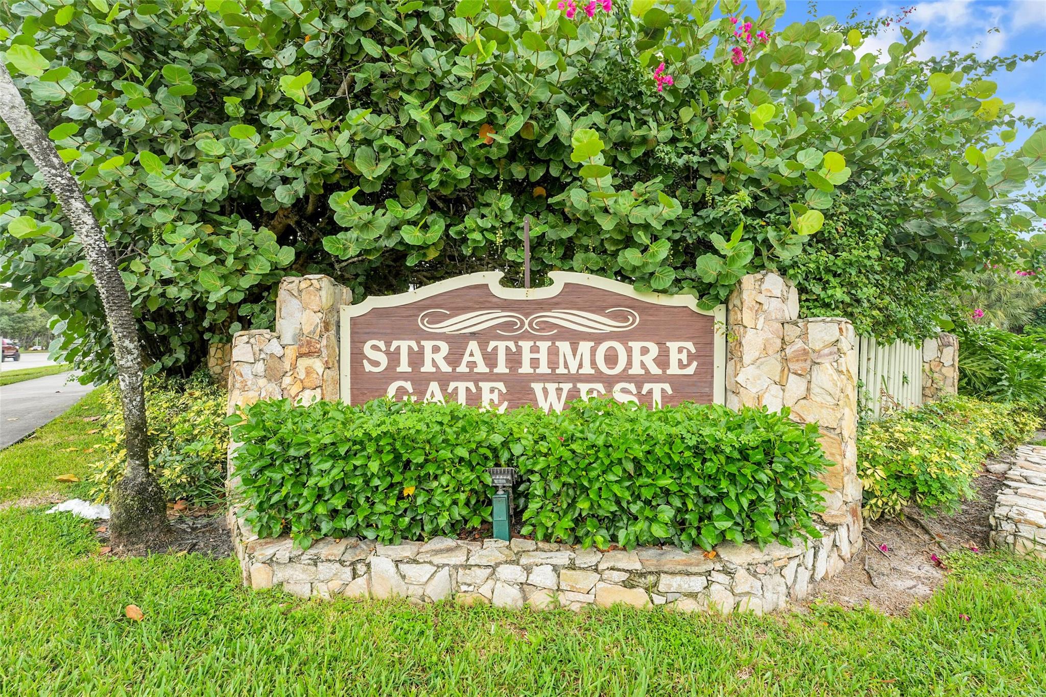 STRATHMORE - Residential
