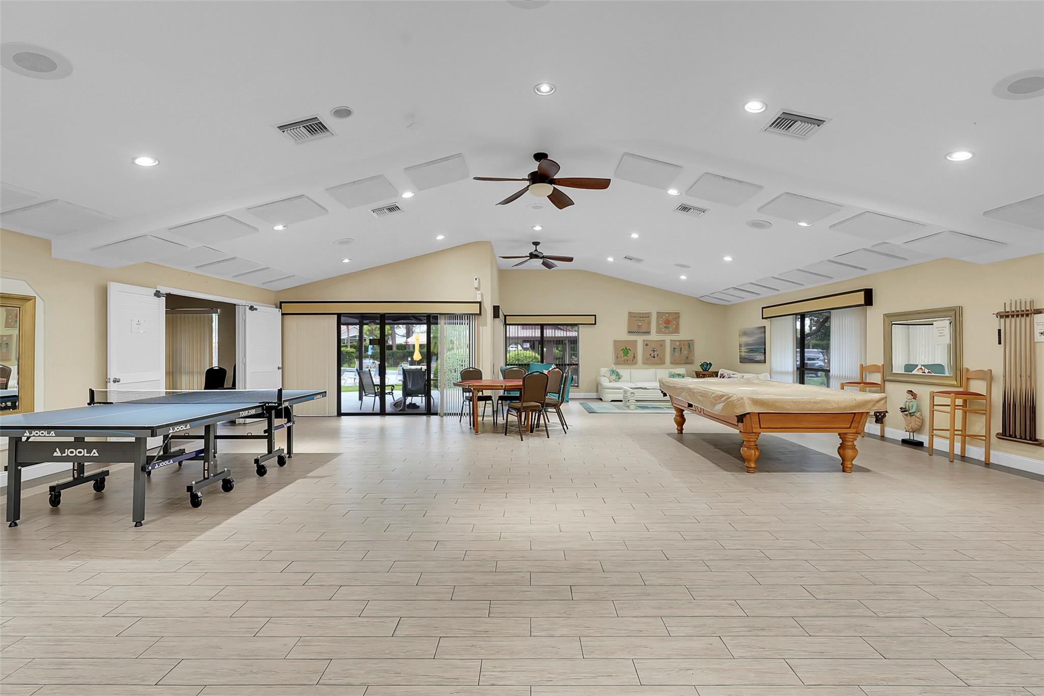 STRATHMORE - Residential