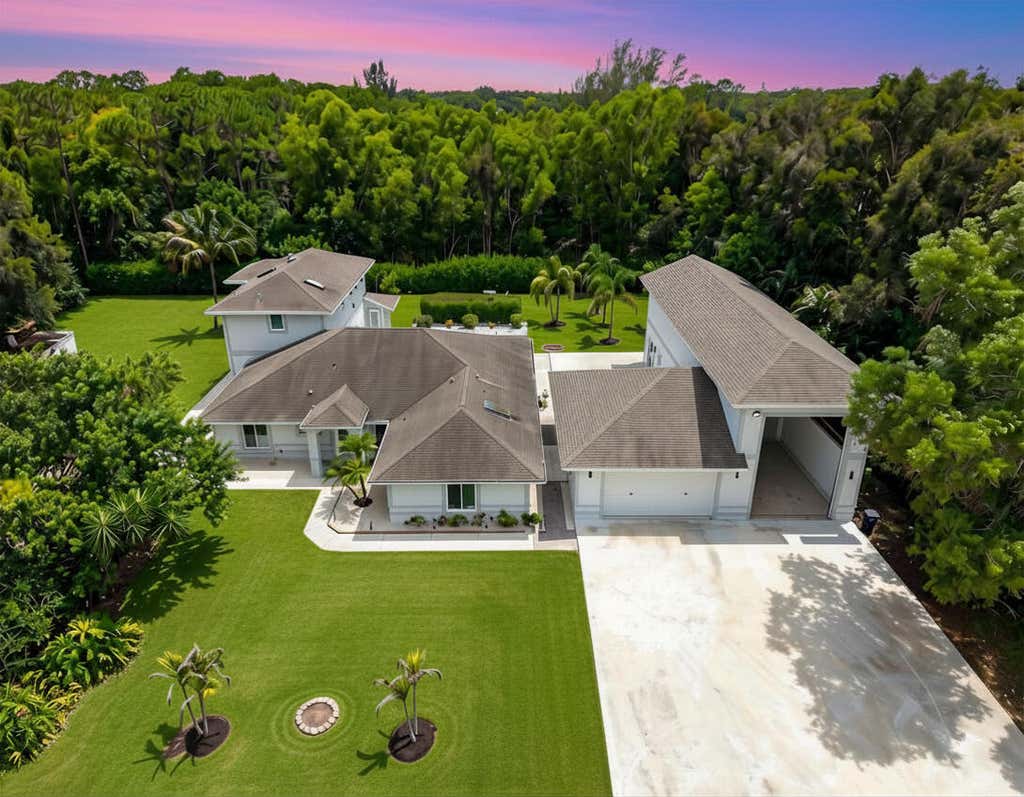 Photo of 13884 89TH Place N, The Acreage, FL 33412 (MLS # B26063622)