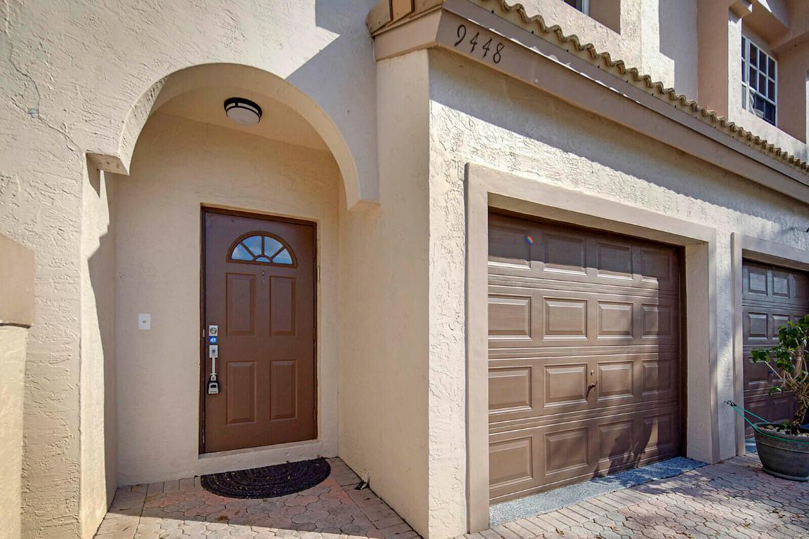 PLEASANT LAKES - Residential