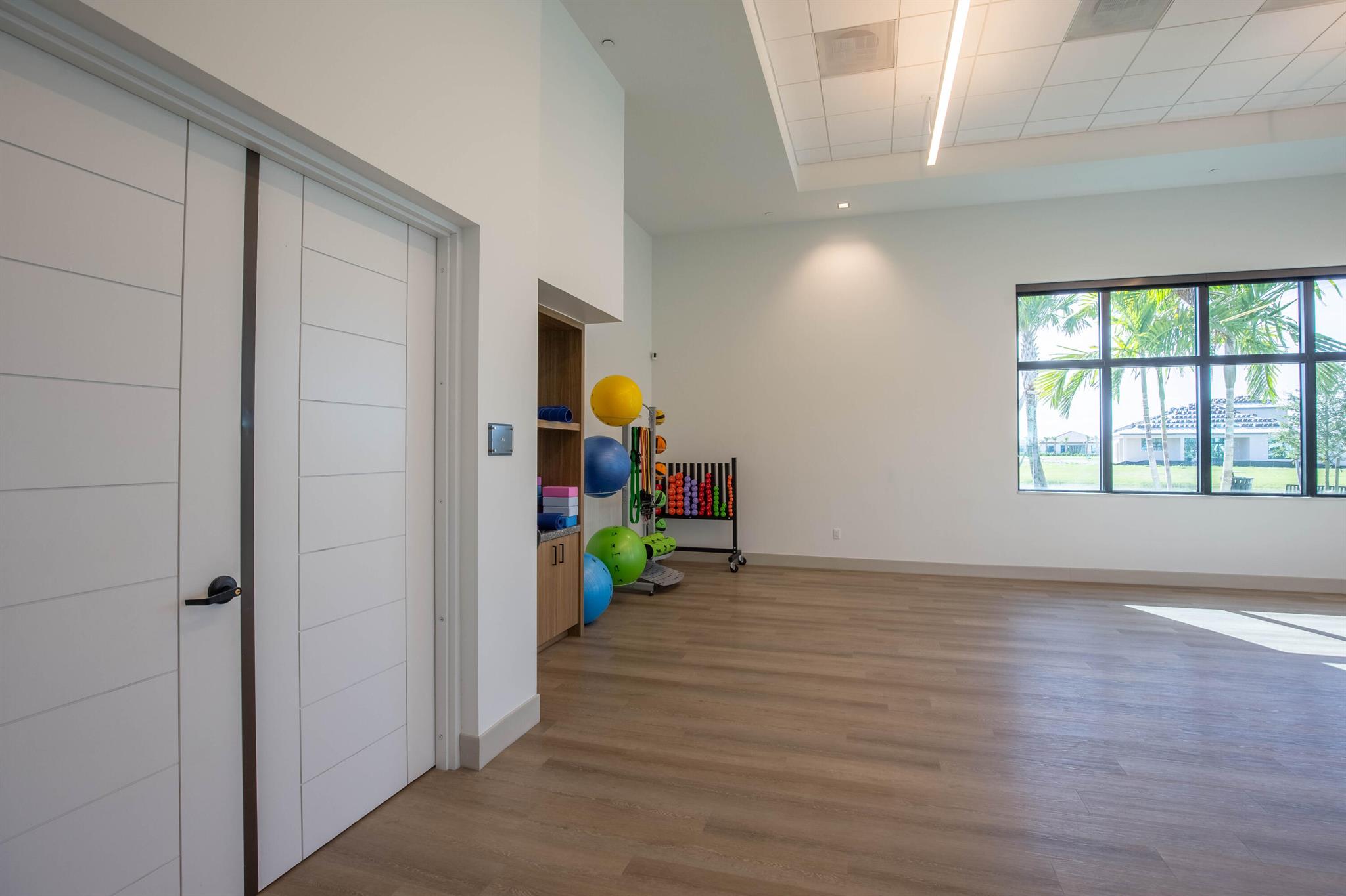 CRESSWIND PALM BEACH - Residential Lease