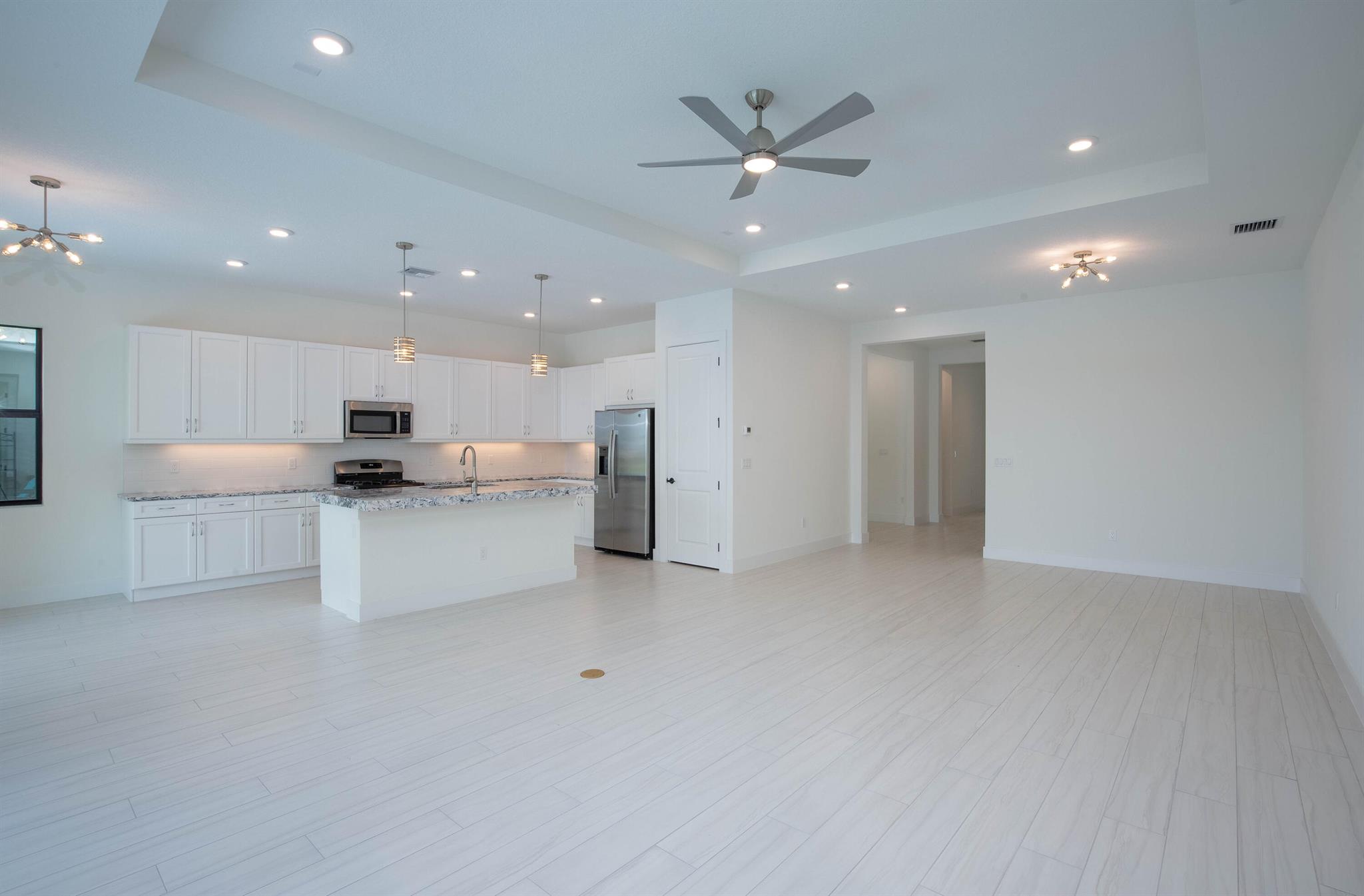 CRESSWIND PALM BEACH - Residential Lease