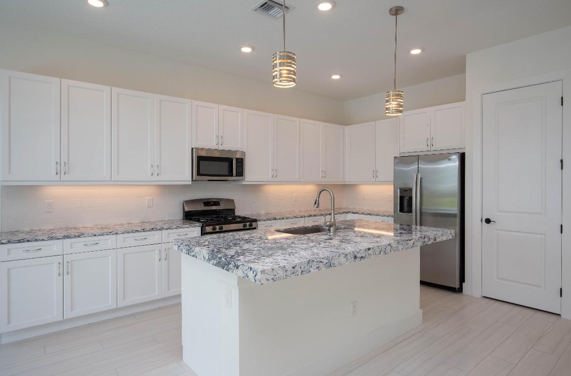 CRESSWIND PALM BEACH - Residential Lease