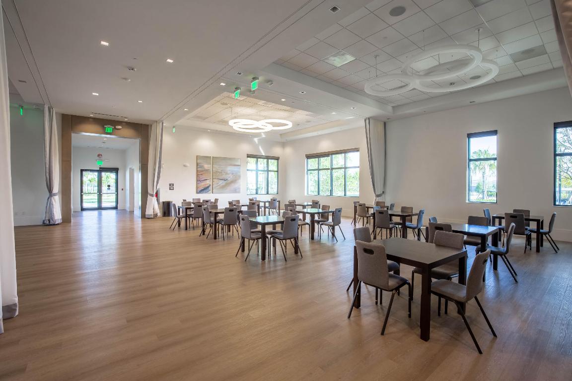 CRESSWIND PALM BEACH - Residential Lease