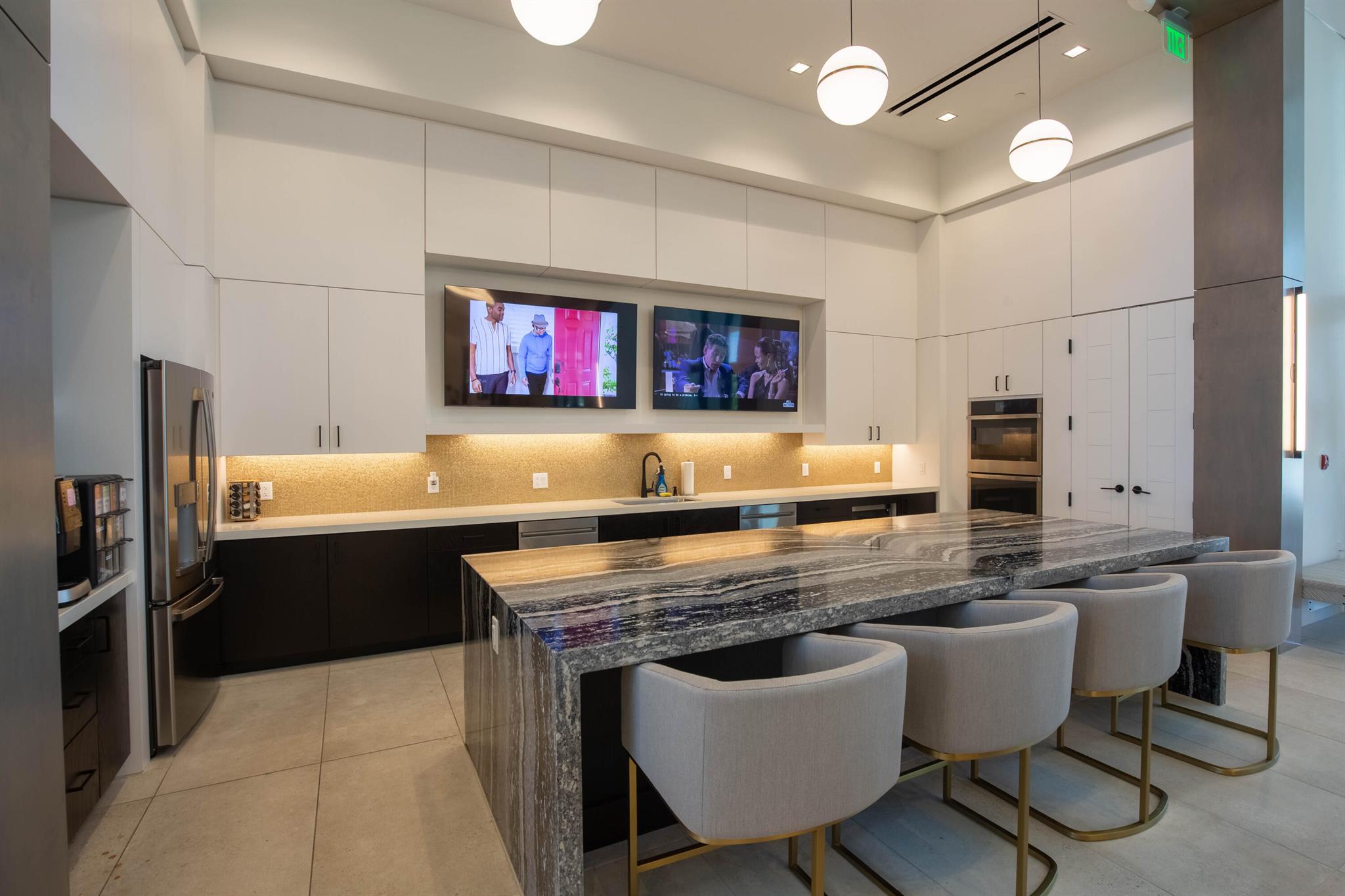 CRESSWIND PALM BEACH - Residential Lease