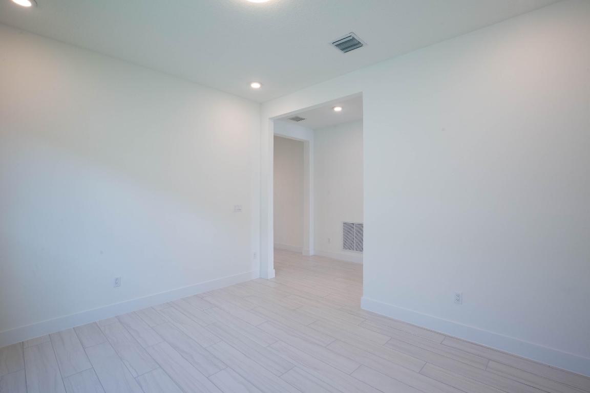 CRESSWIND PALM BEACH - Residential Lease