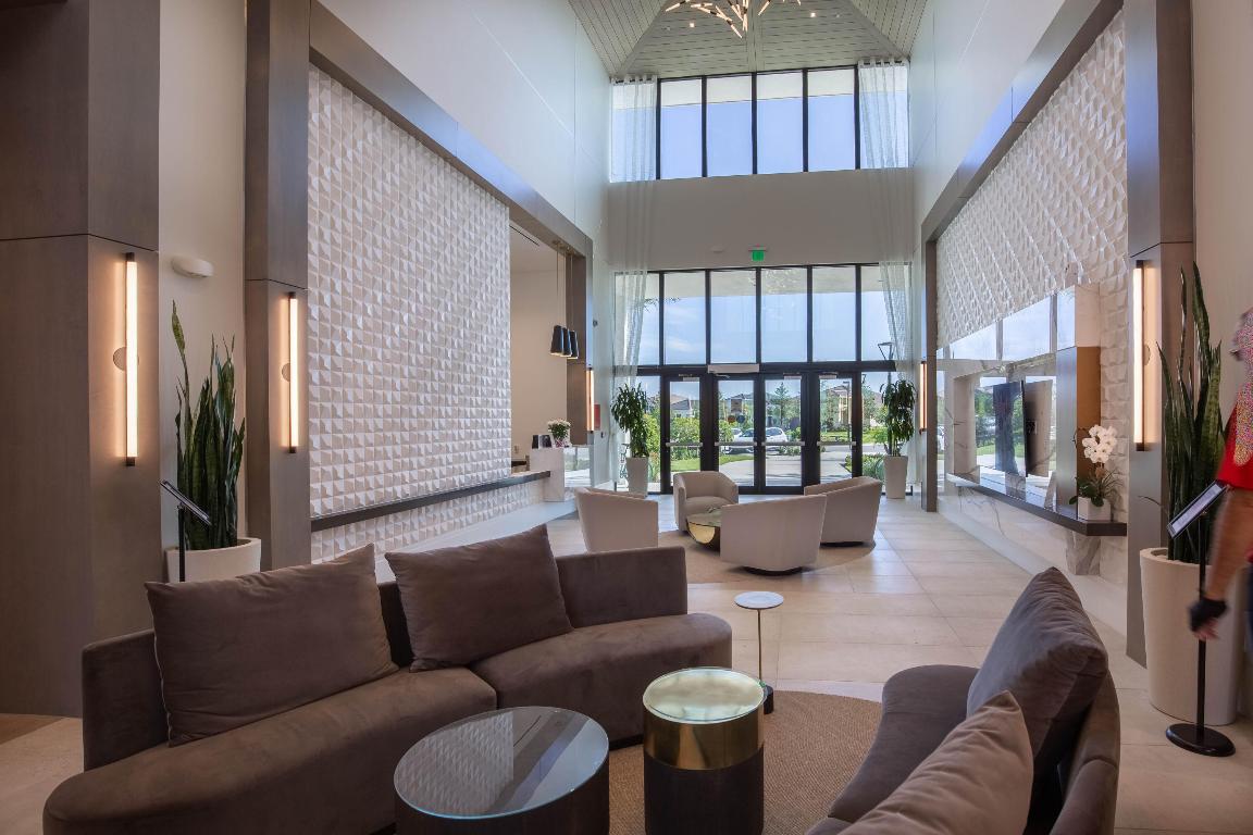 CRESSWIND PALM BEACH - Residential Lease