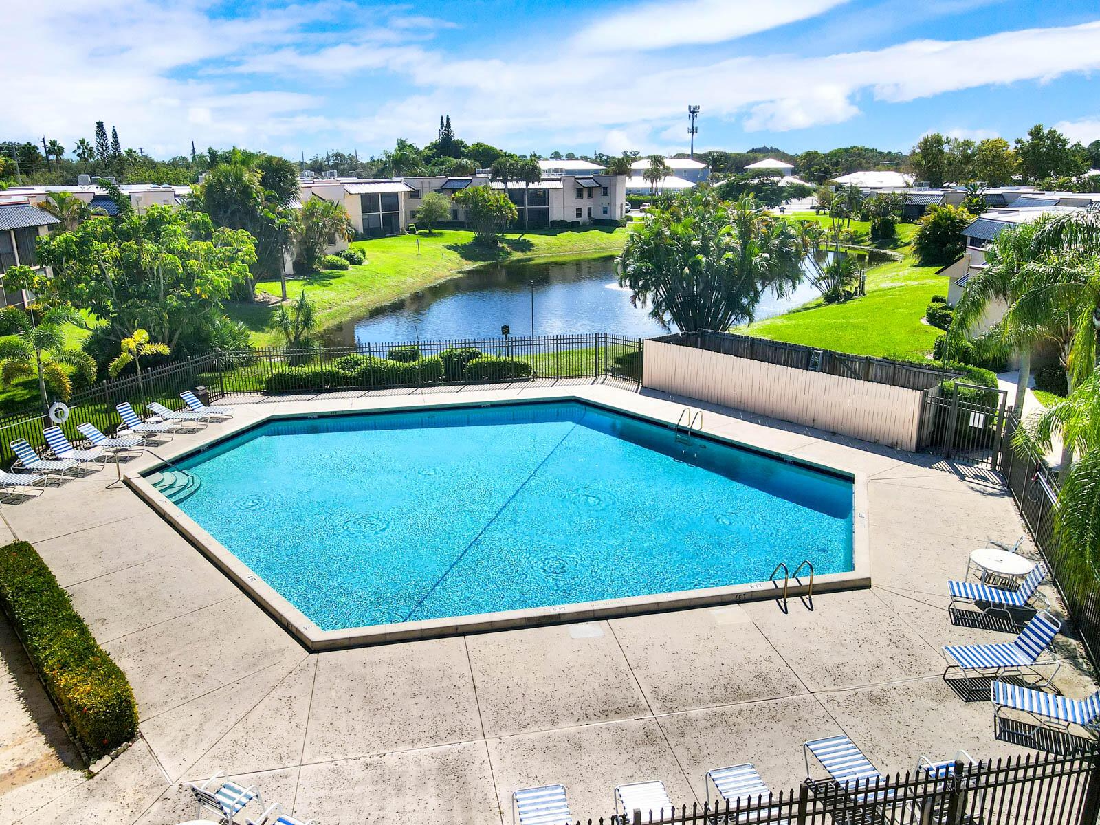 SAVANNAS CLUB CONDO - Residential