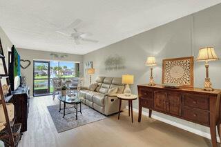 SAVANNAS CLUB CONDO - Residential