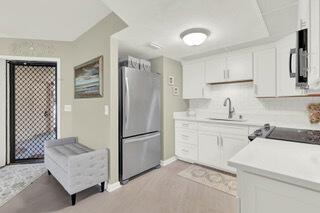 SAVANNAS CLUB CONDO - Residential