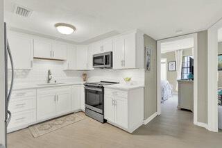 SAVANNAS CLUB CONDO - Residential