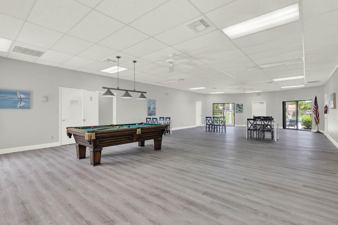 SAVANNAS CLUB CONDO - Residential