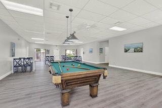 SAVANNAS CLUB CONDO - Residential