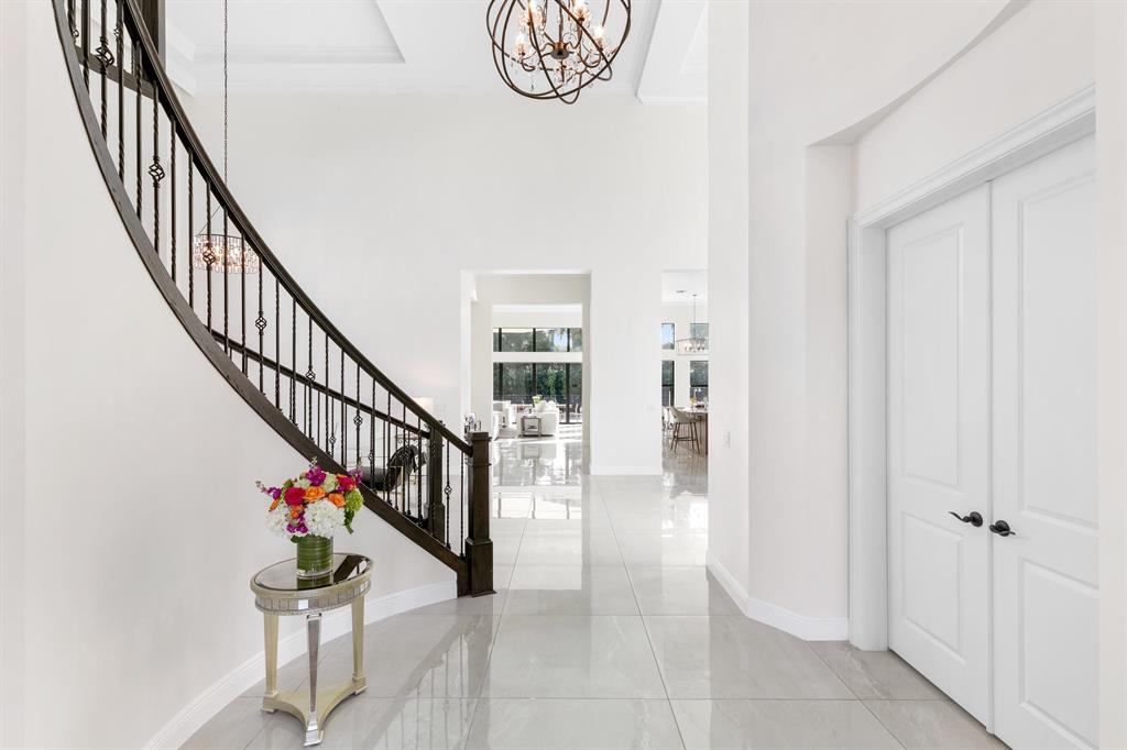 ROYAL PALM POLO - Residential