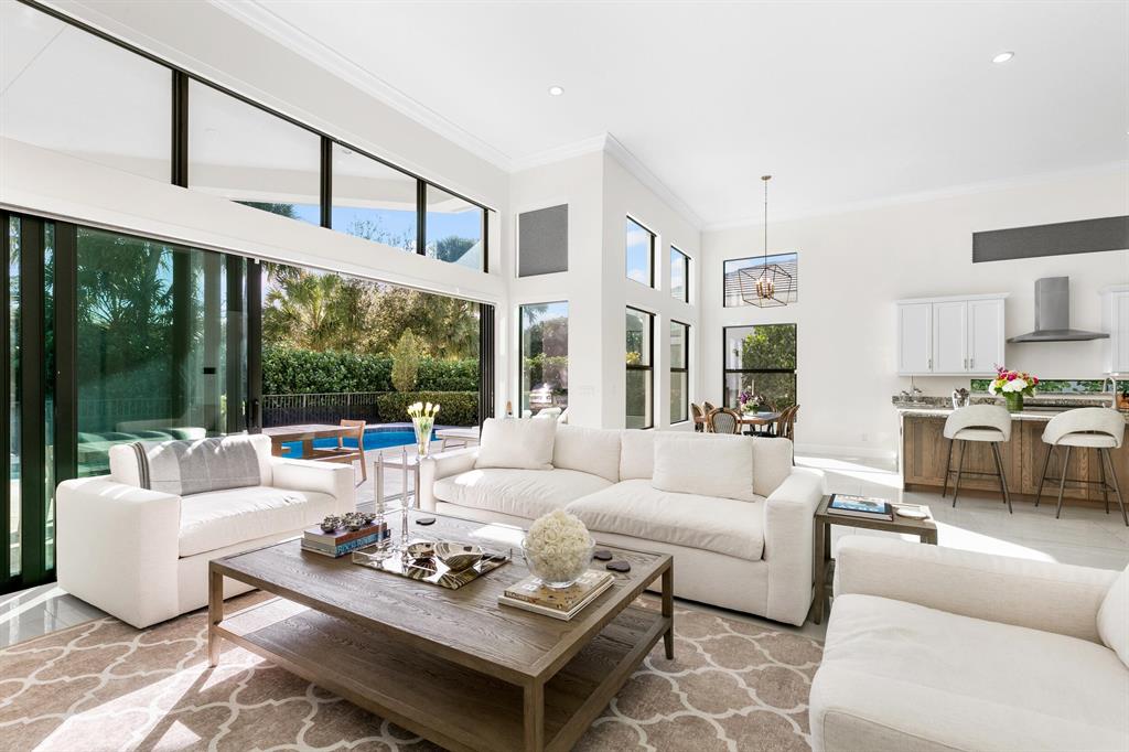 ROYAL PALM POLO - Residential