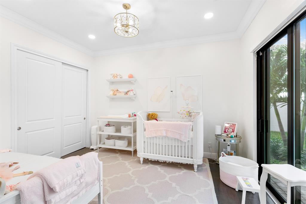 ROYAL PALM POLO - Residential