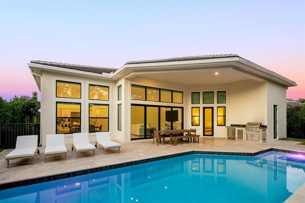 ROYAL PALM POLO - Residential