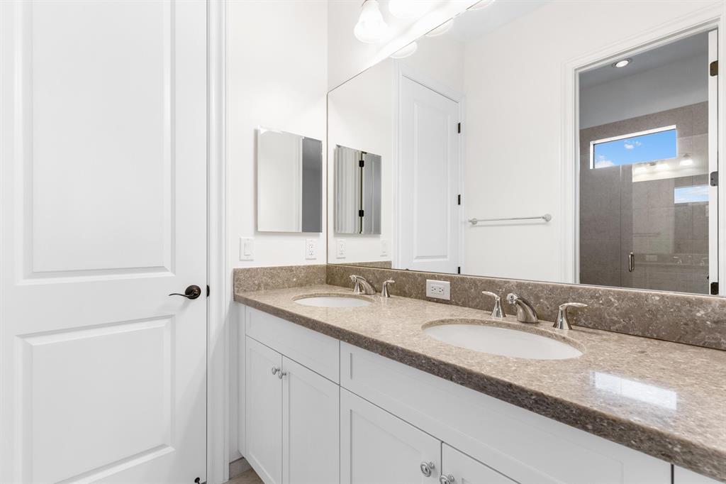 ROYAL PALM POLO - Residential