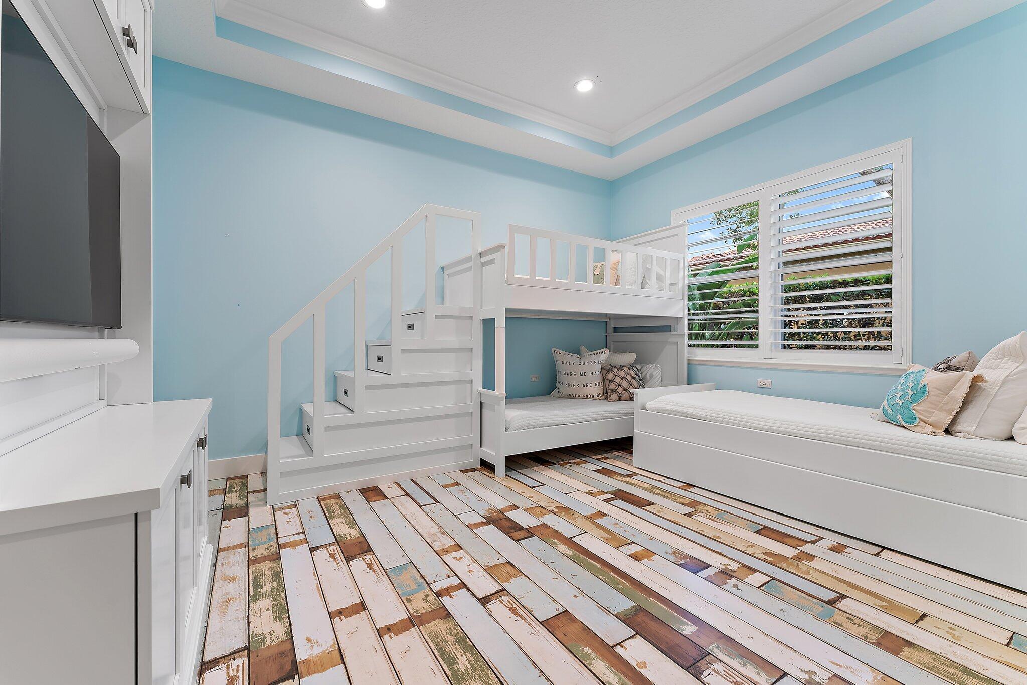 JUPITER RIVER ESTATES - Residential