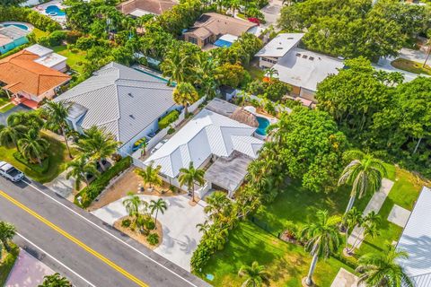 A home in Palm Beach Shores