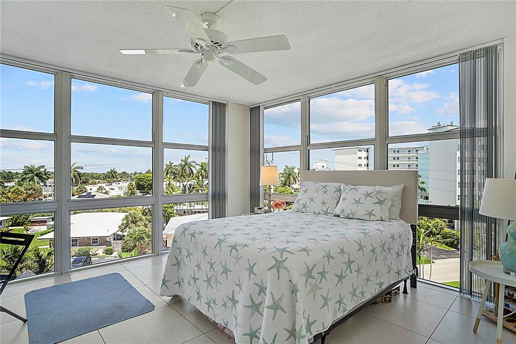 EMBASSY TOWER - Residential