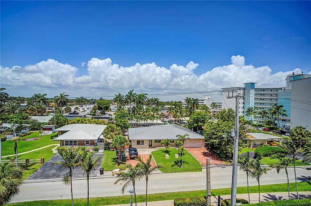 EMBASSY TOWER - Residential