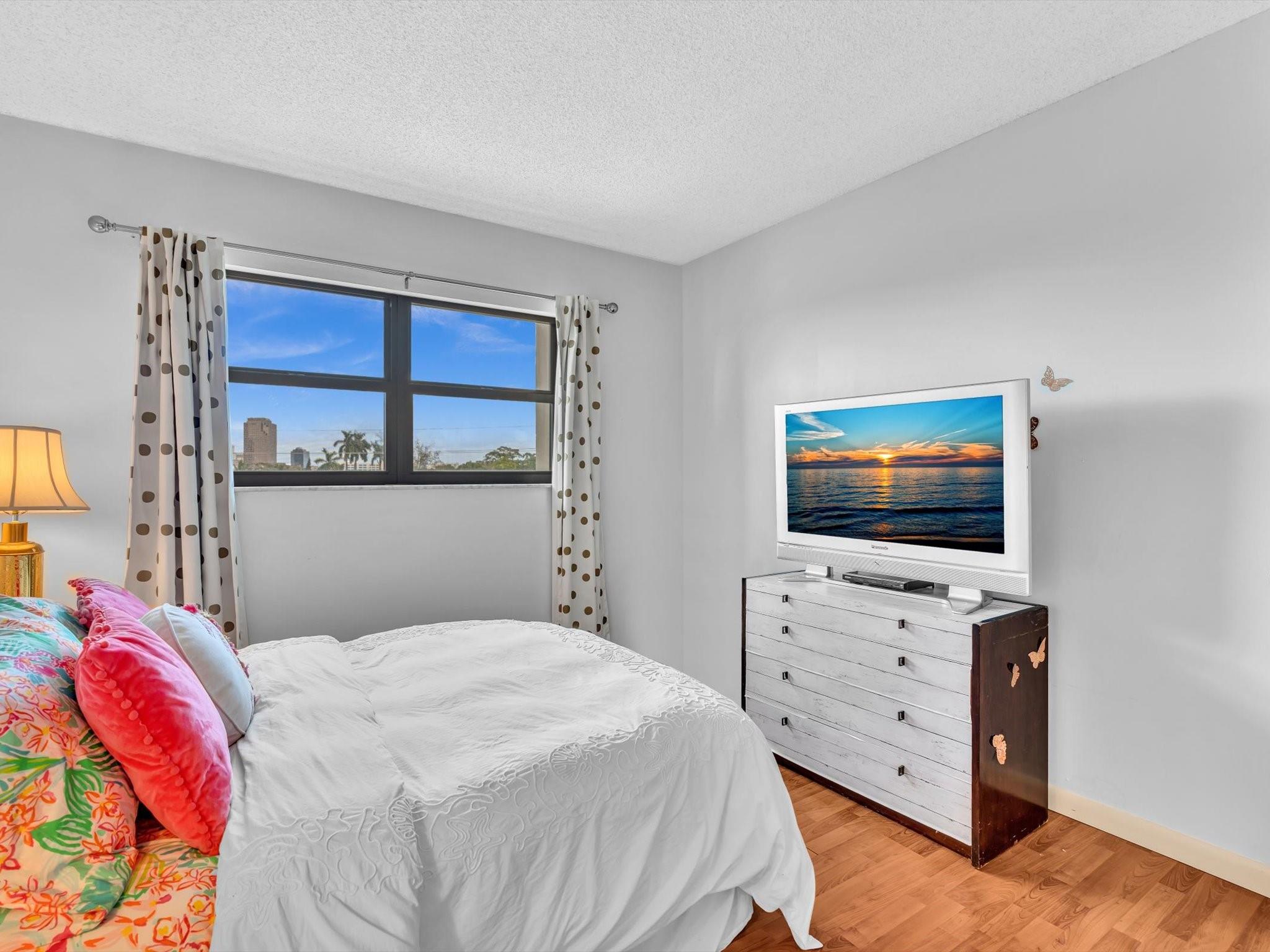 River Reach - Residential