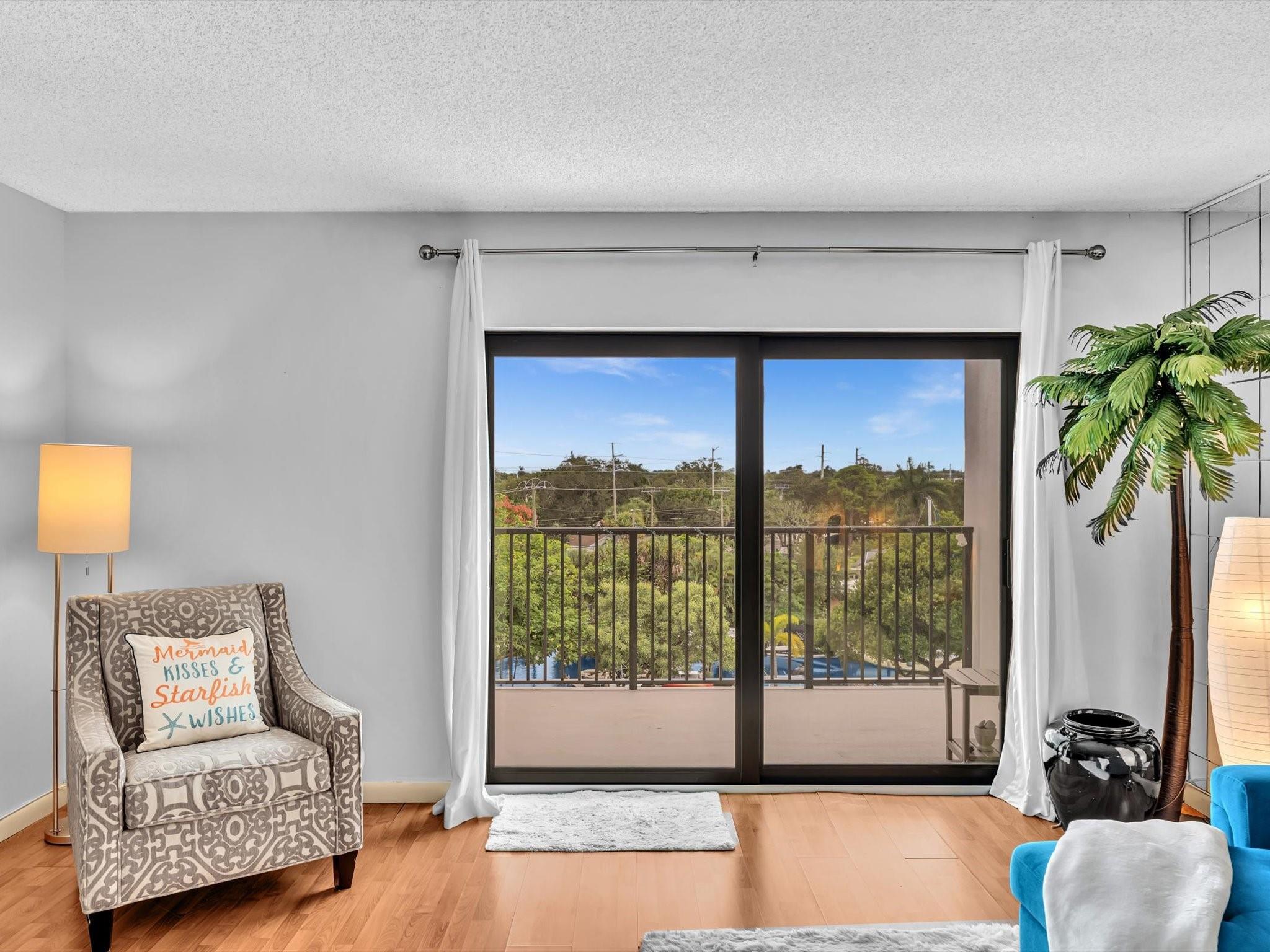 River Reach - Residential