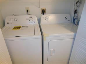 Emerald Isle At Laguna La - Residential Lease