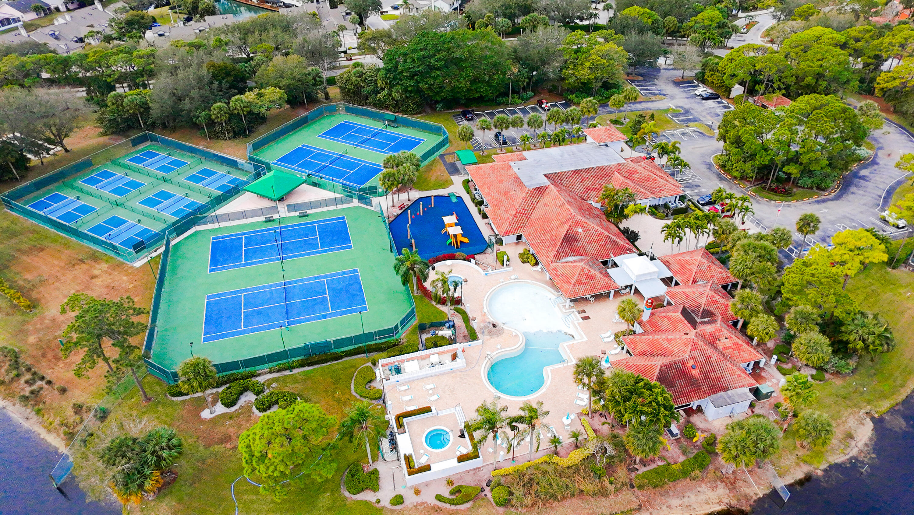 RIVER BRIDGE PAR 2F - Residential