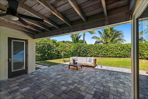 Tiny photo for 1401 N Lake Court, Lake Clarke Shores, FL 33406 (MLS # R11160933)
