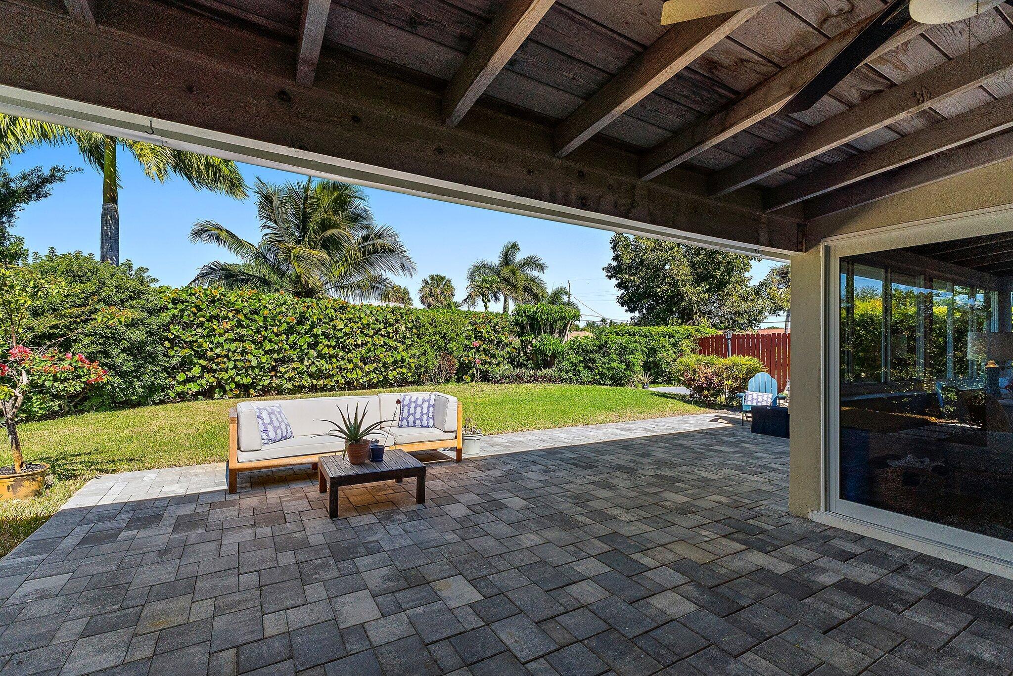 SOUTH LAKE CLARKE - Residential