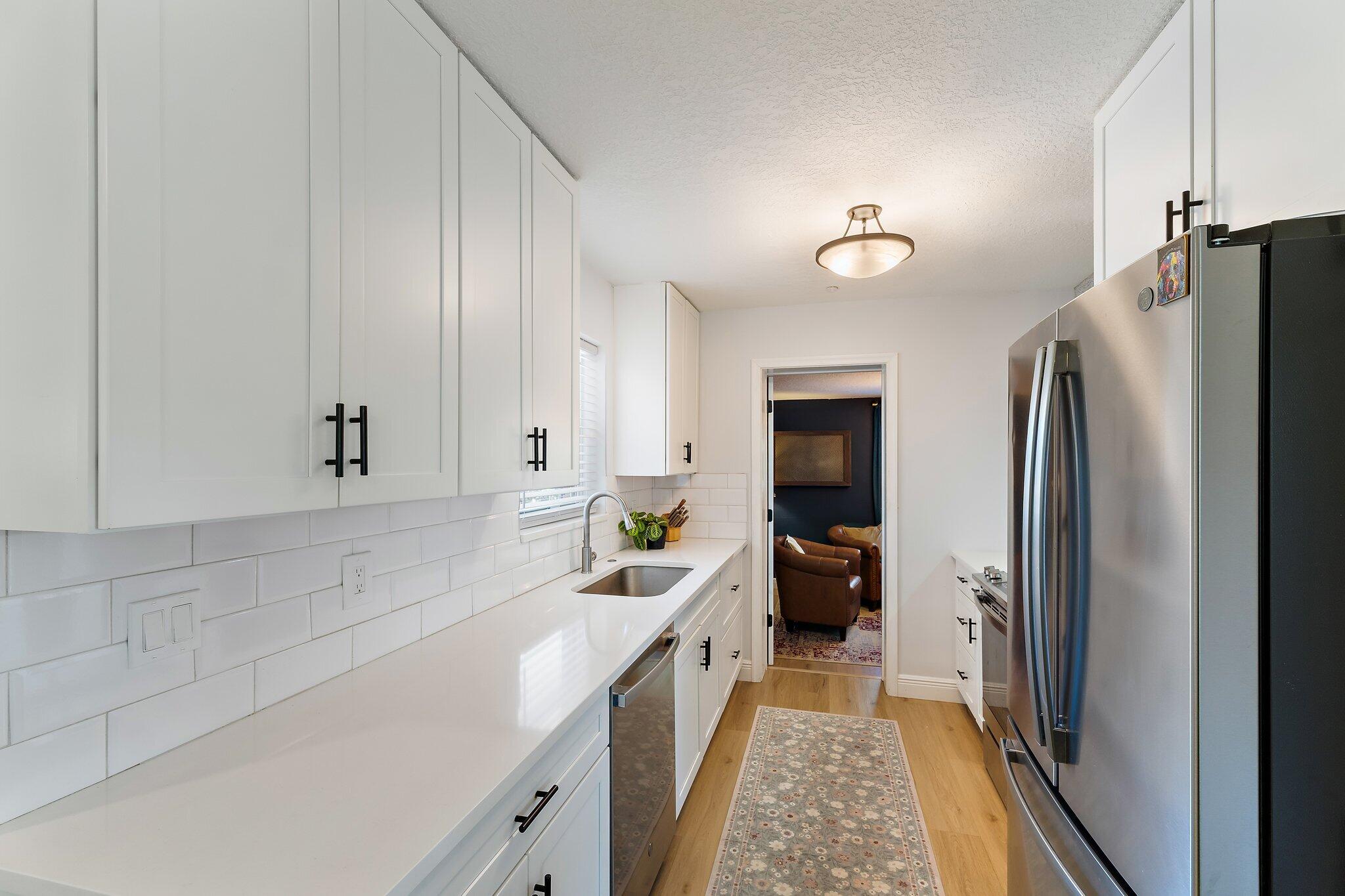 SOUTH LAKE CLARKE - Residential